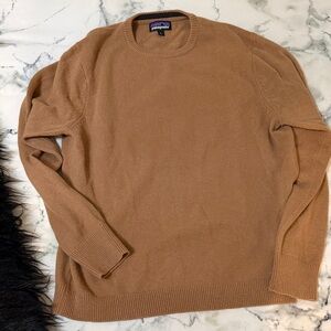 Patagonia Men's Brown Crewneck Sweater